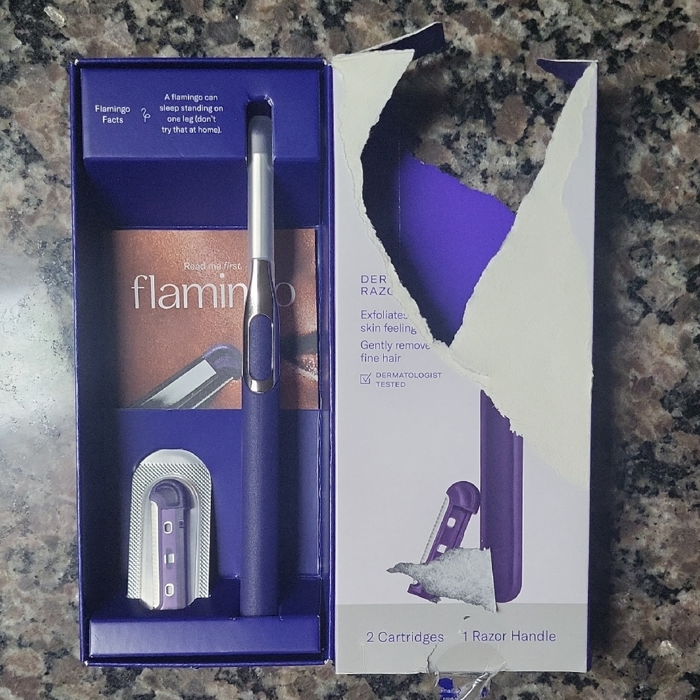 Flamingo Dermaplane Facial Razor Handle and Refill Cartridges